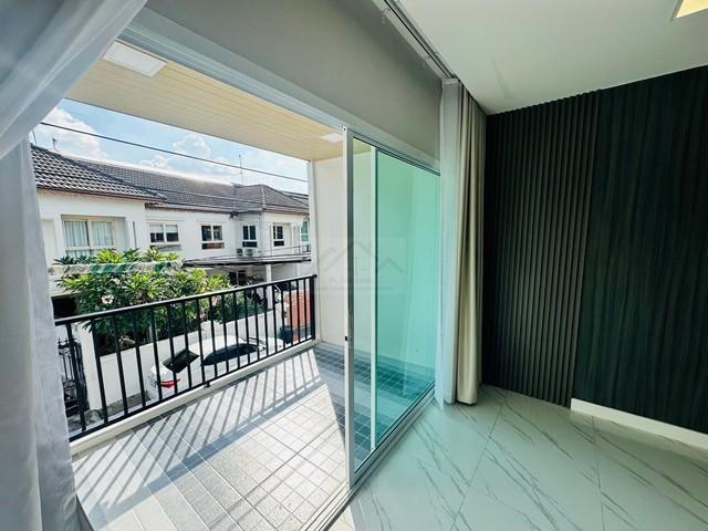 PB5949ให้เช่า บ้าน 2 ชั้น หลังมุม หมู่บ้านอยู่เจริญ779 ซอยรัชดา 18 บ้านสวยตกแต่งใหม่ บ้านสวยตกแต่งใหม่ เฟอร์นิเจอร์ครบพร้อมอยู่ 14