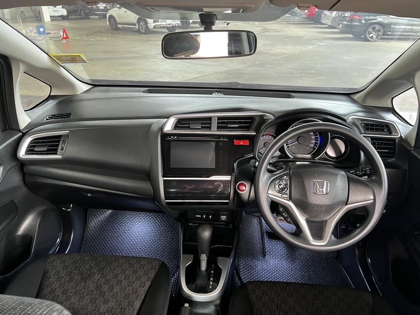 รหัสรถ KCY7890 HONDA JAZZ GK 1.5V PLUS AUTO ปี 2015 10
