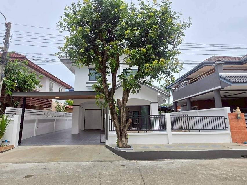 หมู่บ้านฟลอล่าวิลล์ สุวินทวงศ์ 38 17