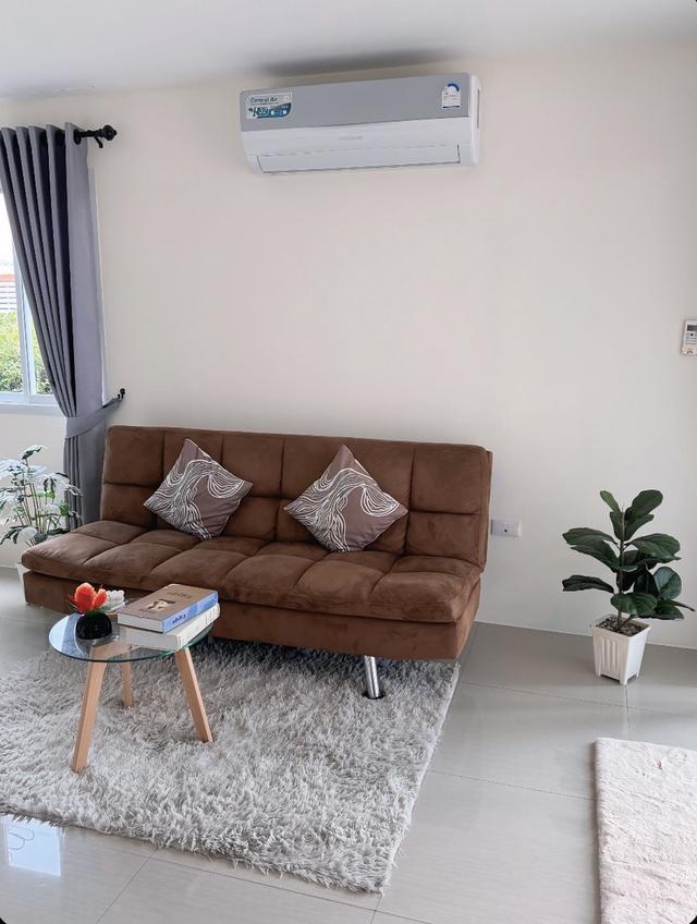 ทาวน์โฮมใกล้เครือสหพัฒน์ เพียง 1.79 ลบ. โปร 2 ยูนิตสุดท้ายก่อนสิ้นปี 4