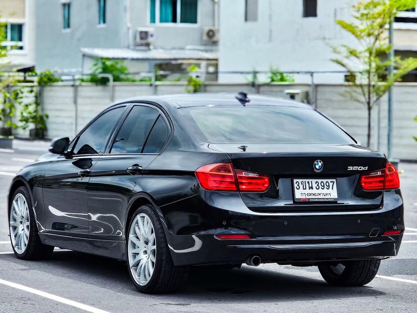 BMW 320D 7