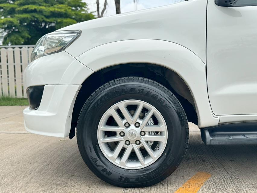 ขาย Toyota Fortuner 2.5V ปี15 8