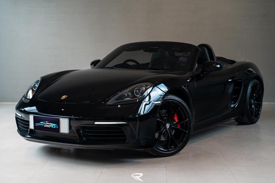 Porsche 718 Boxster 2017 Color Black