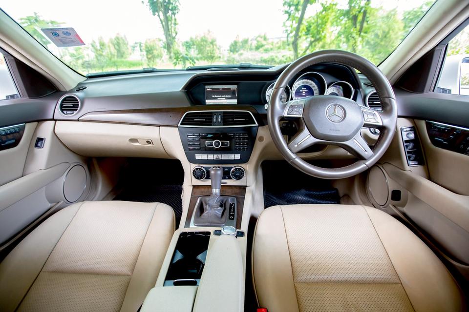 BENZ C-CLASS C220 CDI ELEGANCE ดีเซล ปี 2014 โฉม W204 สีขาว  17