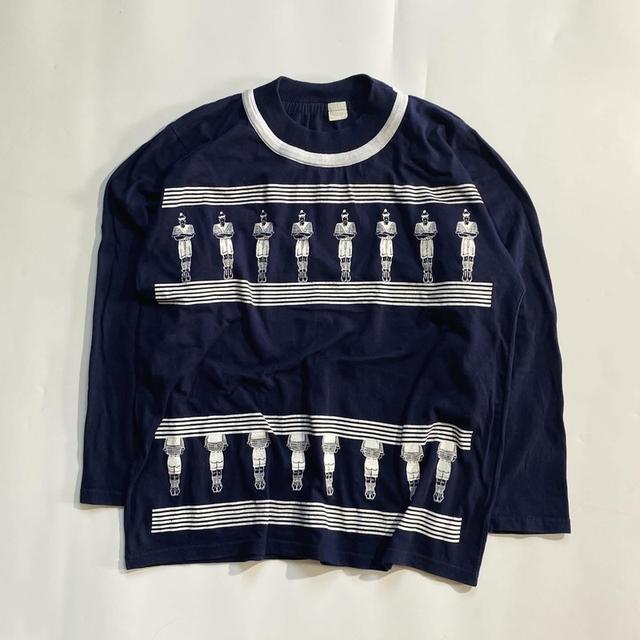 ขายเสื้อผ้าวินเทจมือสอง