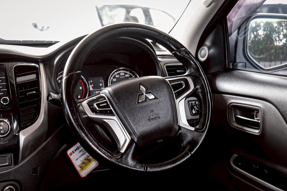 MITSUBISHI TRITON เครื่องยนต์ 2.4 GLS+ ปี 2016 8