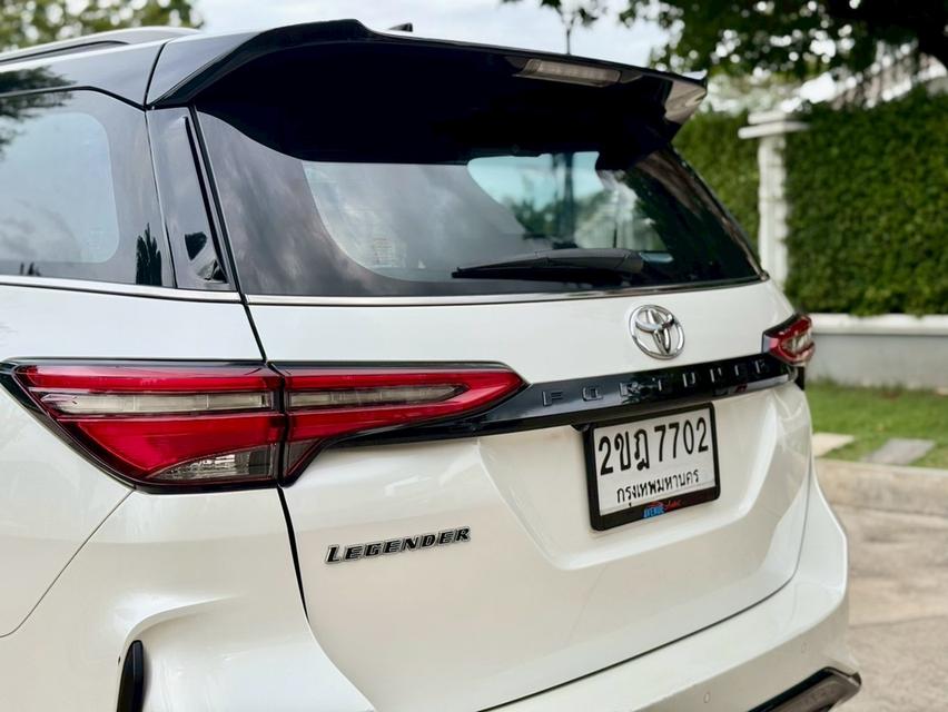 Toyota Fortuner Legender 2.4 ดีเซล รุ่นทอป ปี 2021 หลังคาดำ ออฟชั่นเต็ม ใช้งาน 3 หมื่นโล เจ้าของเดียว รูปที่ 5
