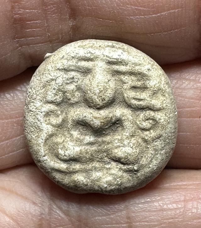 พระผงจันทร์ลอย เก่า ไม่ทราบที่