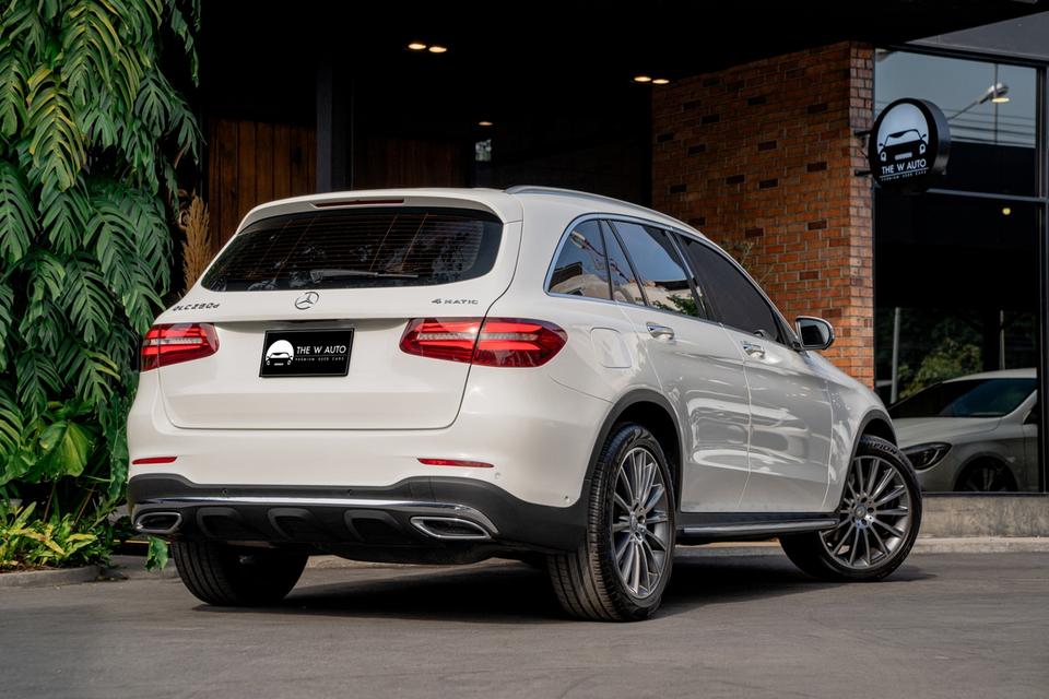 Mercedes-Benz GLC250d AMG Dynamic ปี 2016🚗𝐁𝐞𝐧𝐳 𝐆𝐋𝐂𝟐𝟓𝟎𝐝 ดีเซลเข้าใหม่ มือเดียว วิ่งน้อย 46,xxx km.!⚡️✨ 2