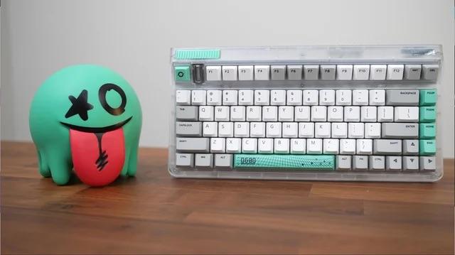 Mechanical Keyboard มีไฟ RGB 2