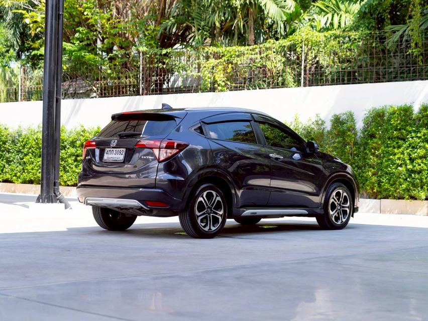 Honda HR-V 1.8 EL ปีจด 2015 2