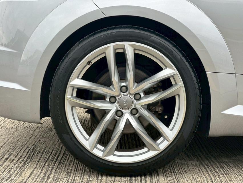 Audi TT Coupe 45 TFSI Quattro S-Line (MK3) 2017• Mileage: 60,000 km 6
