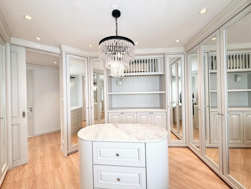 คอนโด สาธรการ์เด้น ชั้น 18 12