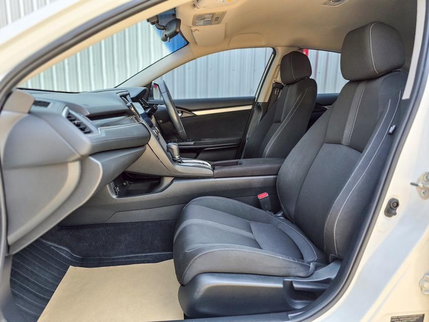 Honda Civic 1.8E i-VTEC ปี 2020 (โฉมไมเนอร์เชนจ์) สวย สปอร์ต ใช้งานดี คุ้มค่าสุดๆ ในงบนี้! 13