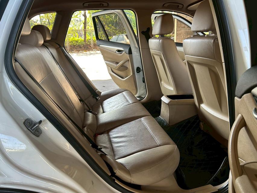 BMW X1 2.0 sDrive18i  AT ปี 2013 รูปที่ 14