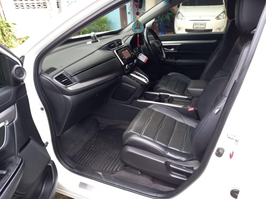 ขายรถยนต์ 7 ที่นั่งเครื่องดีเซล Honda CR-V 1.6E ปี2017 8
