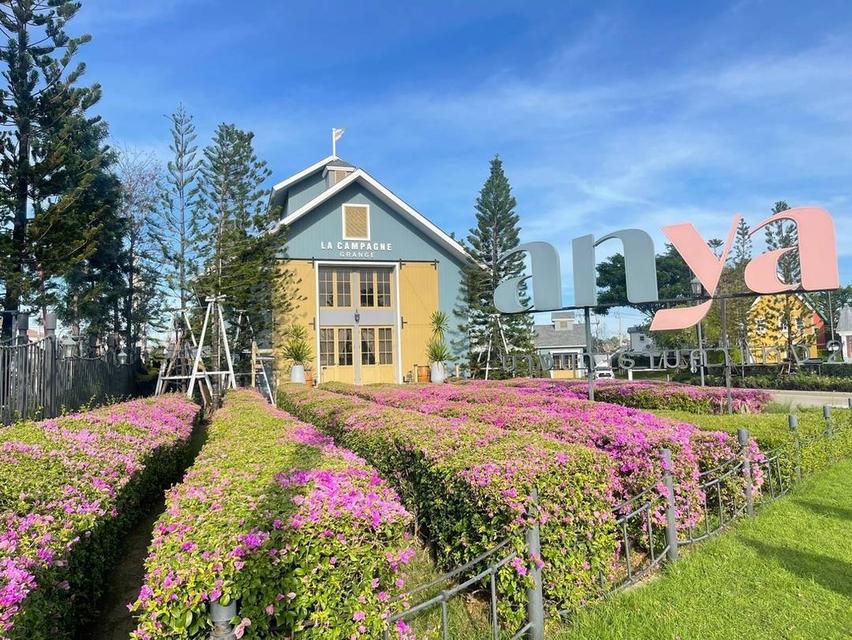  บ้านดีไซน์หรู สไตล์ French Country คลาสสิกเหนือกาลเวลา โอบล้อมด้วยความร่มรื่น เงียบสงบ และความปลอดภัยสูงสุด พร้อมวิวคลับเฮ้าส์จากหน้าบ้าน 18