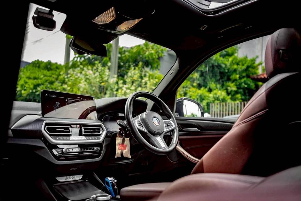 รหัสรถ PR6969 BMW iX3 M-Sport Pro Package (Model G01 LCI) 9
