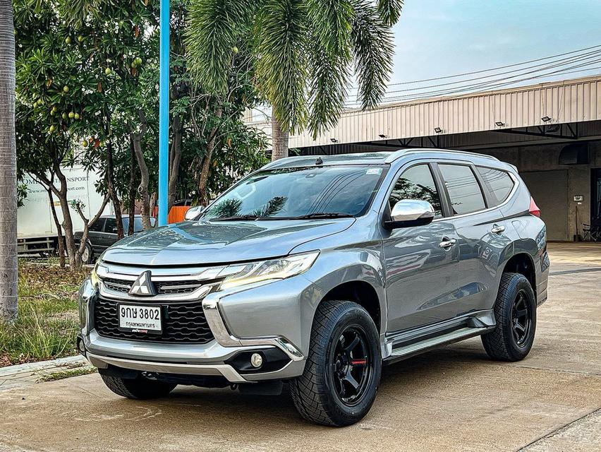 ขาย Mitsubishi Pajero 2.4GT ปี17