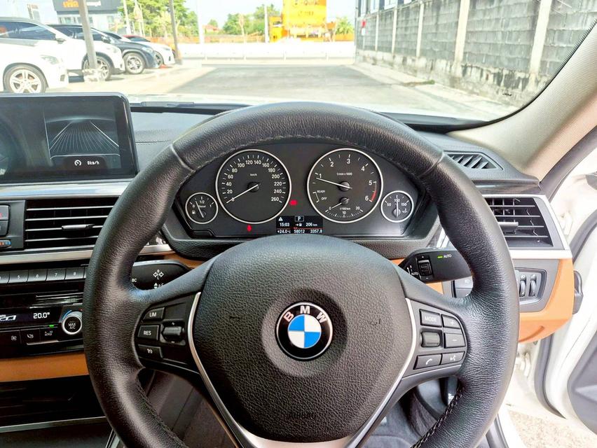 BMW 320d Iconic ปี2019 8