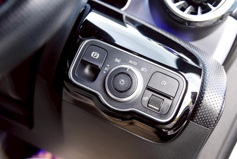 รหัสรถ CBL8025 Mercedes-Benz A200 1.3 AMG Dynamic W177 AT 2020 19
