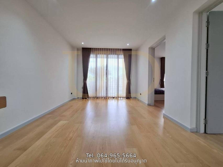 🔥 **ให้เช่าโฮมออฟฟิศ / บ้านเดี่ยว 3 ชั้น ลาดพร้าว 101** 🏡 **พักอาศัยก็ดี ทำออฟฟิศก็ลงตัว!** 🚇 ใกล้ MRT ลาดพร้าว 101 เพียงประมาณ **750 เมตร** 10