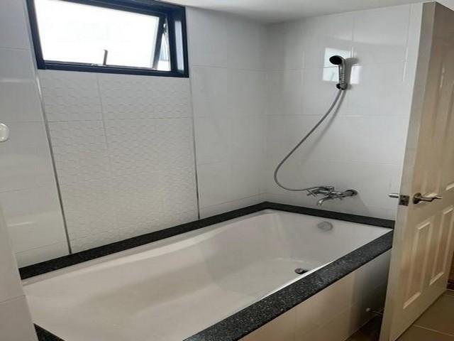 PB5852ให้เช่า ทาวน์โฮม 3 ชั้น ย่านร่มเกล้า โครงการ ทรีโอ ร่มเกล้า ใกล้ มหาลัย  7