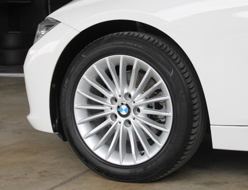 รหัสรถ BM1275 BMW 320d F30 Luxury 2017 8