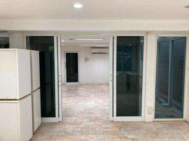 PDD02 ขายที่ดิน พร้อมบ้าน 2 ชั้น ใจกลางสาทร ซอย นราธิวาสราชนครินทร์ 10 สาทร 11 ซอยอาคารสงเคราะห์ ทุ่งวัดดอน เขตสาทร