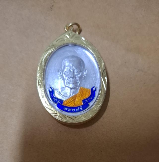 หลวงพ่อบุญมารุ่นสรงน้ำ โค๊ต81 เนื้อตะกั่ว