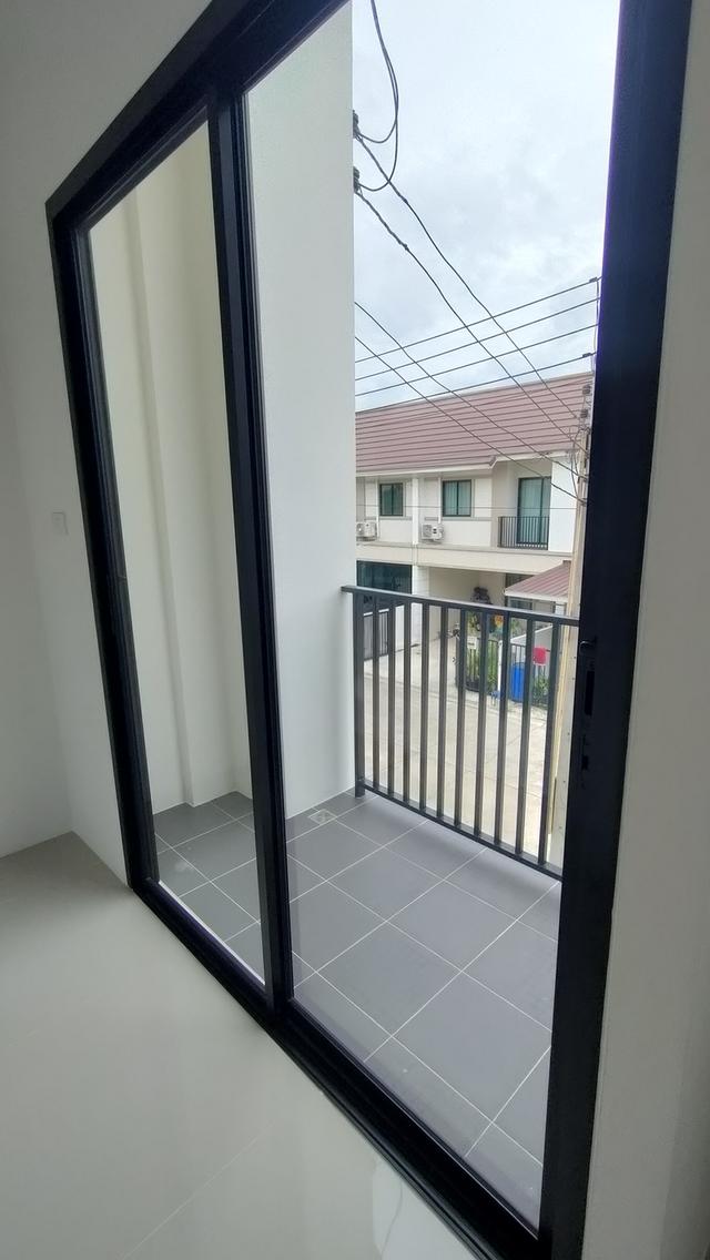บ้านสร้างใหม่ 2 ชั้น ศรีราชา-เครือสหพัฒน์  14