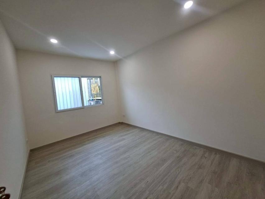 ขายทาวน์เฮ้าส์ 2 ชั้น ซอยอุดมสุข 47 รีโนเวทใหม่ทั้งหลังพร้อมอยู่ (N.1925) 10