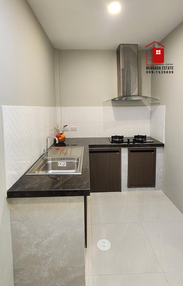 ขายทาวเฮ้าส์ หมู่บ้านเลิศอุบล 16 ตรว. รามอินทรา 65 5