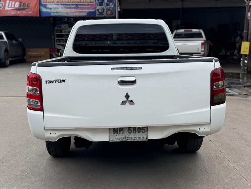 MITSUBISHI TRITON 2.5 GLX MEGA CAB 14