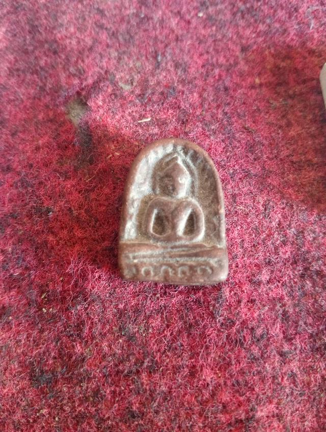 พระซุ้มกอ เนื้อว่านดอกมะขาม วัดพิกุล 3