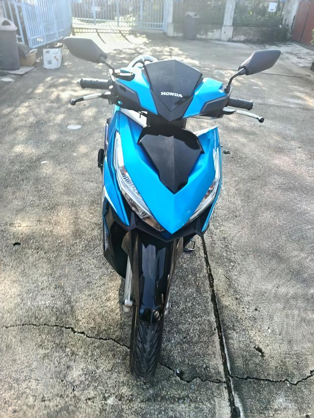 Click 125i