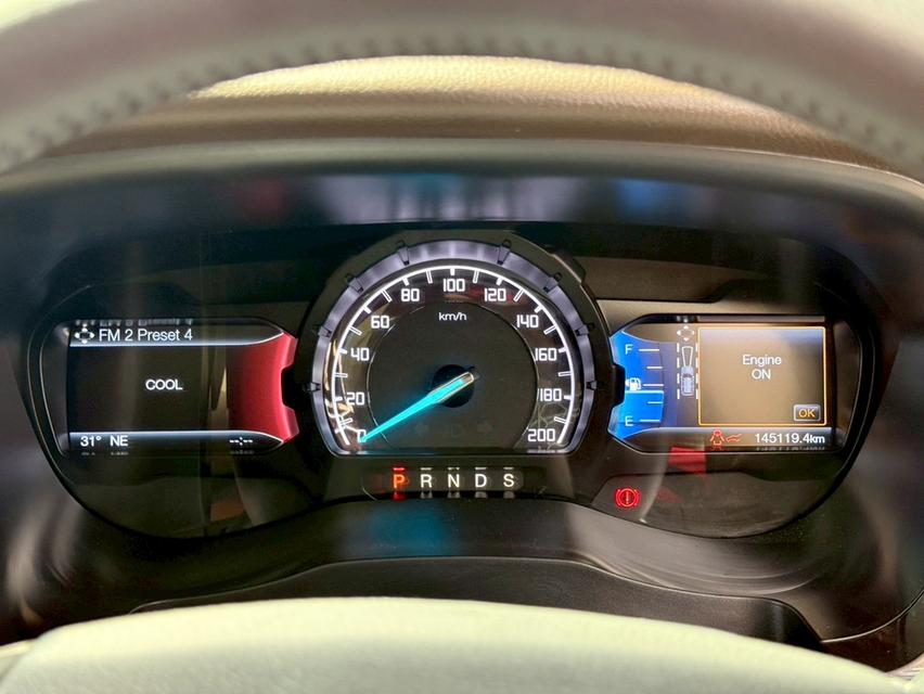 รถครอบครัวดุดันไม่เกรงใจใคร ออพชั่นจัดเต็ม  FORD EVEREST 3.2 TITANIUM+ 4WD ปี2016 ตัวท็อปสุดของรุ่น  16
