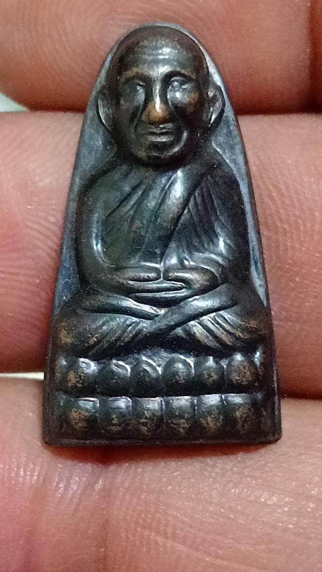 หลวงปู่ทวดวัดอาวุธ เตารีด 5