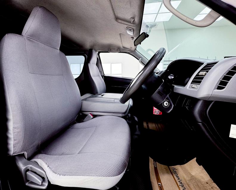 TOYOTA HIACE 2.5 GL โฉมปี (05-2018) 2006 8
