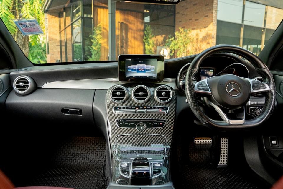 Mercedes-Benz C350e AMG Plug-in Hybrid ปี2018 ⭐️เข้าแล้วค่ะ! 𝘽𝙀𝙉𝙕 𝘾𝟯𝟱𝟬𝙚 เบาะสีแดง ราคาโดนใจ ❤️‍🔥 3