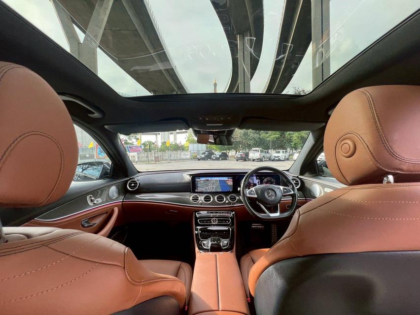 รถเข้าใหม่! MERCEDES-BENZ E220d AMG Dynamic ปี 2016 (จดทะเบียน 2017) สีดำ 14
