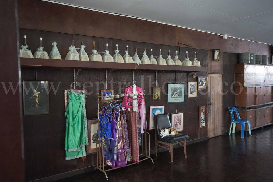 ที่ดิน ใจกลางเมือง ติดถนน เขตดุสิต พร้อมอาคาร 2 หลัง 17