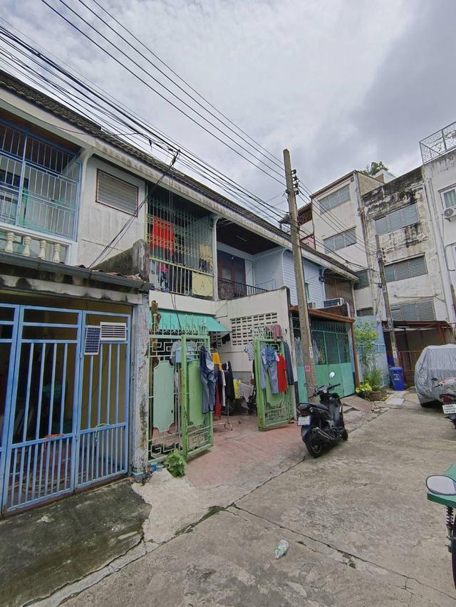 ทาวน์โฮม 2 ชั้น 2 ห้องนอน 2 ห้องน้ำ ซอย ปรีดีพนมยงค์ 45 3