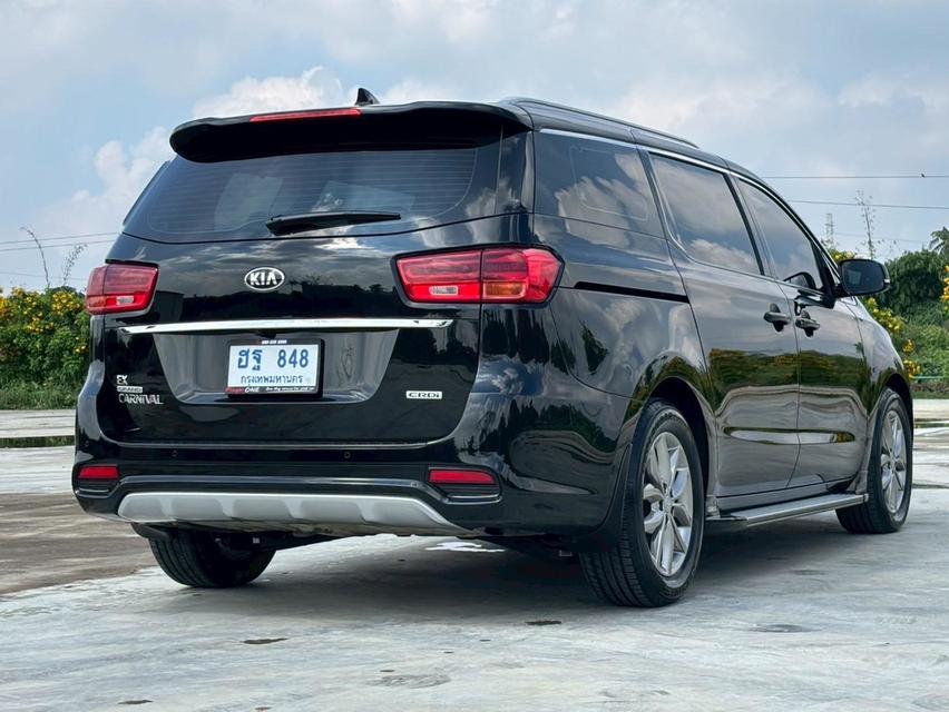 KIA GRAND CARNIVAL 2.2 EX MNC GEN3