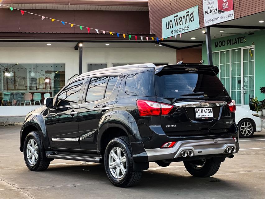 ขาย isuzu MU-X 3.0 Dvd ปี15 6