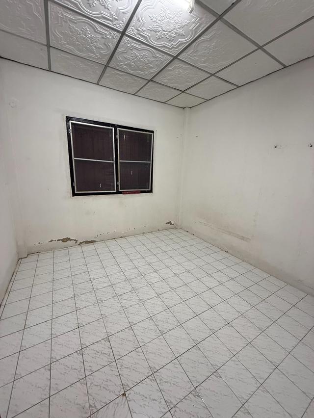 U1436 ให้เช่าบ้านเดี่ยวชั้นเดียว ที่จังหวัดร้อยเอ็ด ใกล้ รพ.ร้อยเอ็ดธนบุรี บ้านอยู่ถนนปัทมานนท์ซอย 8/1 บ้านหลังใหญ่ จอดรถได้ 3 คันในบ้าน 8