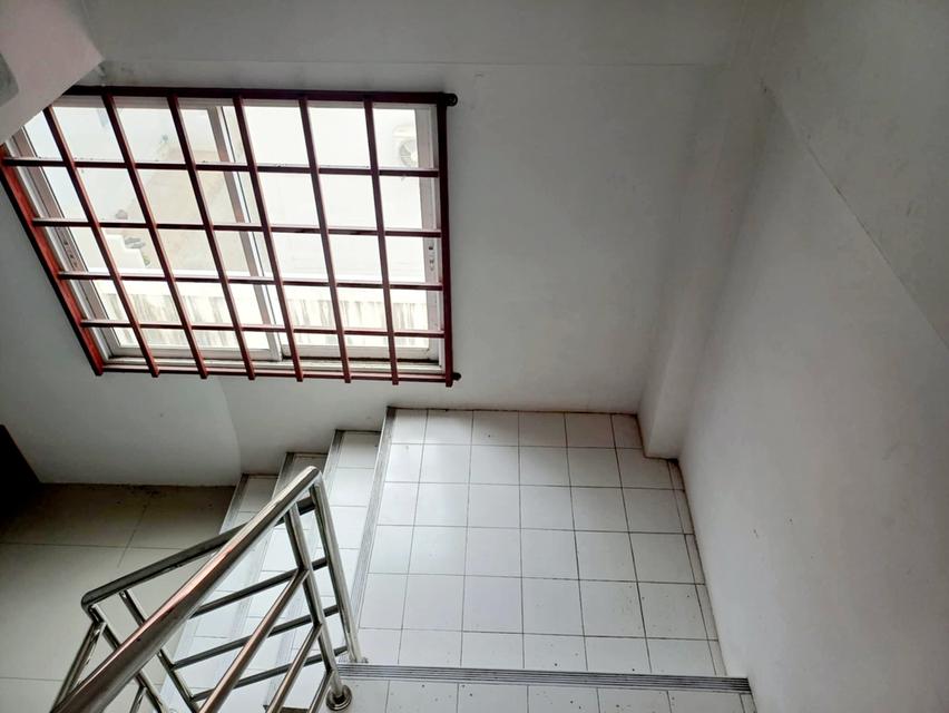 อาคารพาณิชย์ พร้อมที่ดิน กลางตัวเมืองสิงห์บุรี ติด ถนนใหญ่ อ่างทองสายเก่า 3 ชั้น + ชั้นลอย ขายถูก ชายด่วน เจ้าของขายเอง ฟรีมิเตอร์น้ำ แถมมิเตอร์ไฟ 7