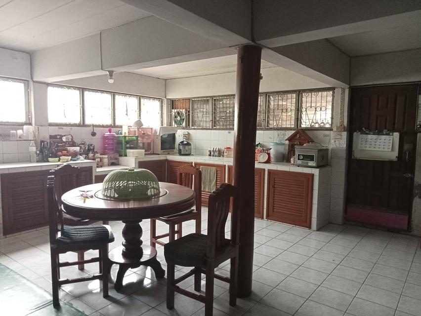 อาคารพาณิชย์ 2 คูหา หน้ากว้าง 8 เมตร ลึก 32 เมตร ใจกลางเมือง จ.แพร่ 5