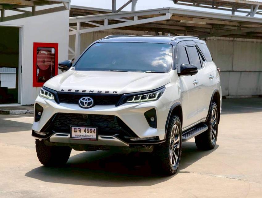 Toyota Fortuner Legender 2.4 2WD 2021 (black top) รถสวย ใช้น้อยมาก ดูแลดี ประวัติชัดเจน