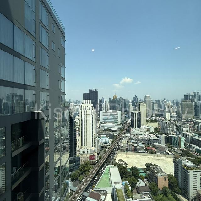 For SALE Q1 Sukhumvit 4beds size 296 sq.m. 4